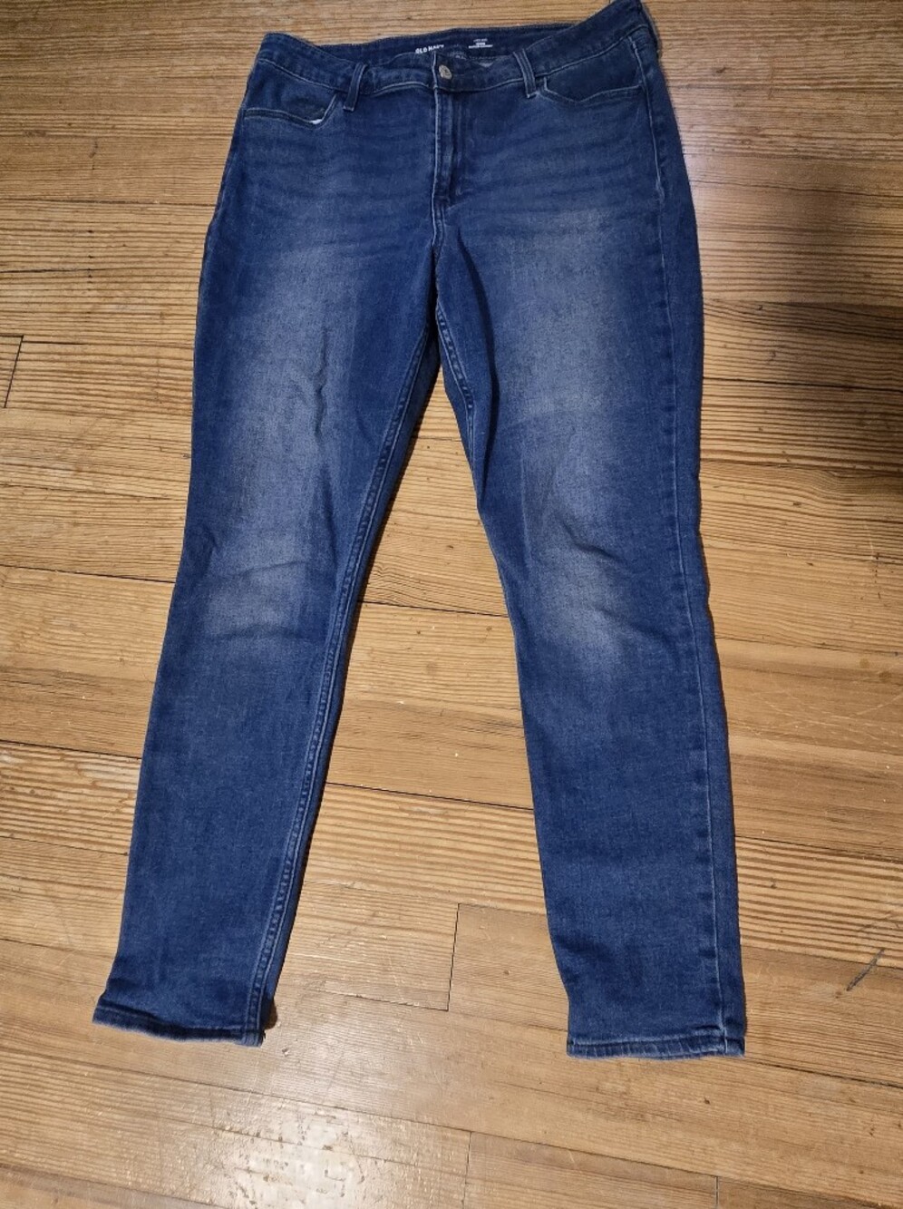 Old Navy Womens Skinny Jeans in Light Blue Wash